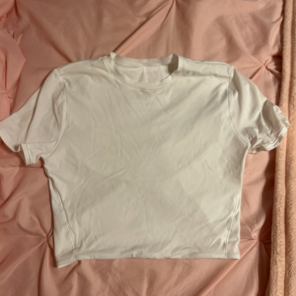 Lululemon Wundermost T